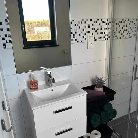 Apartament Koniczynka Apartment *