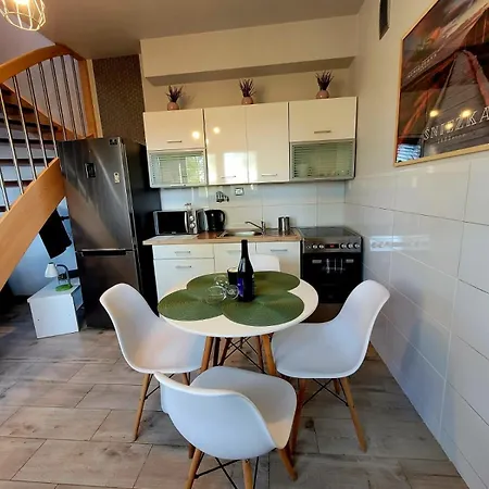 Apartament Koniczynka Apartment Miłków